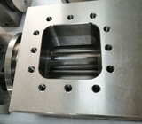 Macchine per la lavorazione a CNC per la fabbricazione di materiali plastici