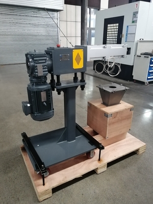 Co-Rotating Twin Screw Extruders Side Feeder JCW63 Facile da pulire per fabbrica di alimenti gonfiati