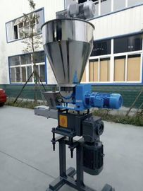 Fabbricazione di apparecchiature per il controllo delle emissioni di CO2