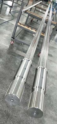 Asse gemellata dell'estrusore a vite dell'alta di coppia di torsione scanalatura a spirale del grande diametro utilizzata nell'industria petrochimica